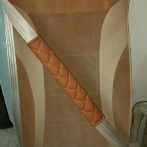 TÜM ARAÇLARA UYUMLU EMNİYET KEMERİ PEDİ