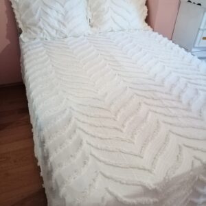 ESLA-5 Ponponlu Yatak Örtüsü  seti krem